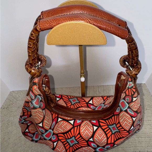 Nine West 70’s vibe hobo purse - Picture 5 of 13